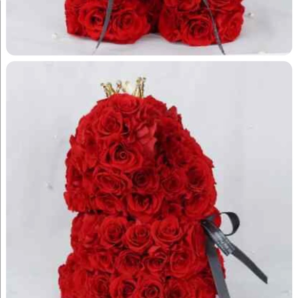 Luxurious REAL ! Rose Bear made with Preserved Real Roses - Picture 2 of 10
